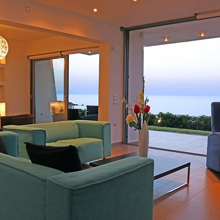 Villa Almyra Goúrnes Pokoj fotografie